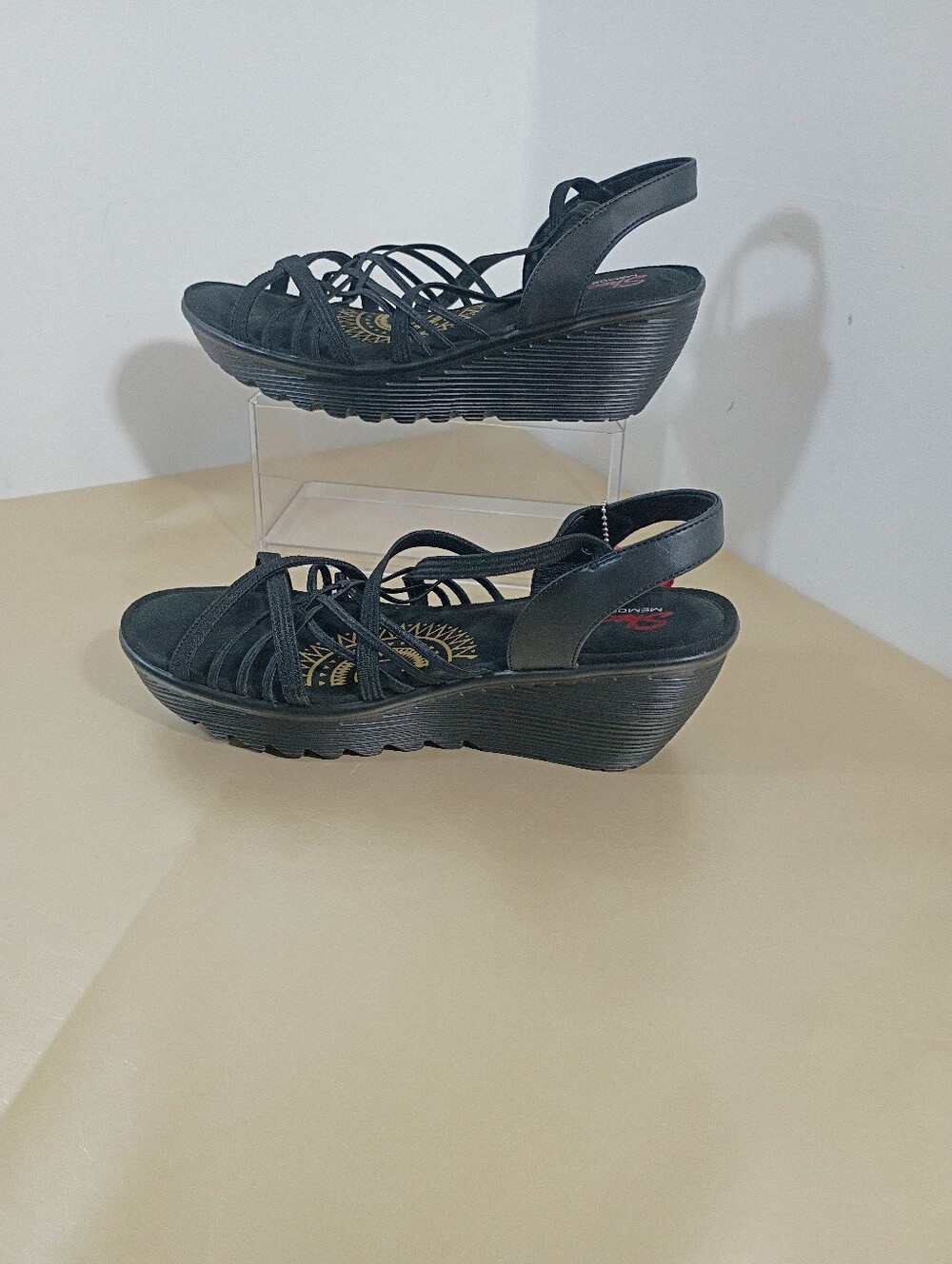 Skechers Women's SZ 10 Parallel-Crossed Wires-Multi Gore Slingback Sandal Black - Picture 2 of 9